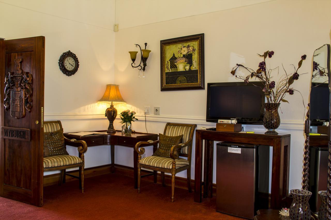 Aristo Manor Hotel Richards Bay Exterior photo