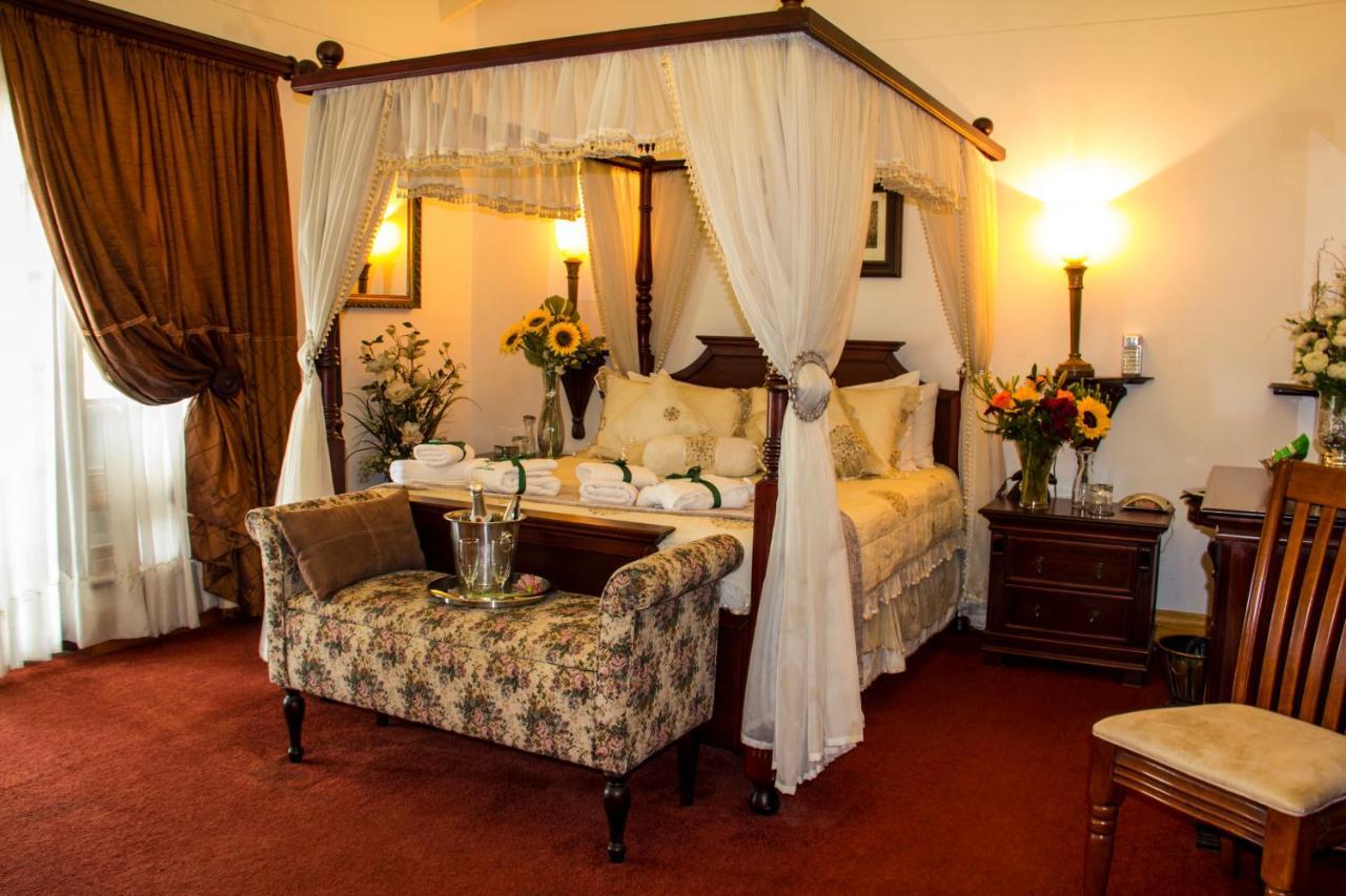 Aristo Manor Hotel Richards Bay Exterior photo