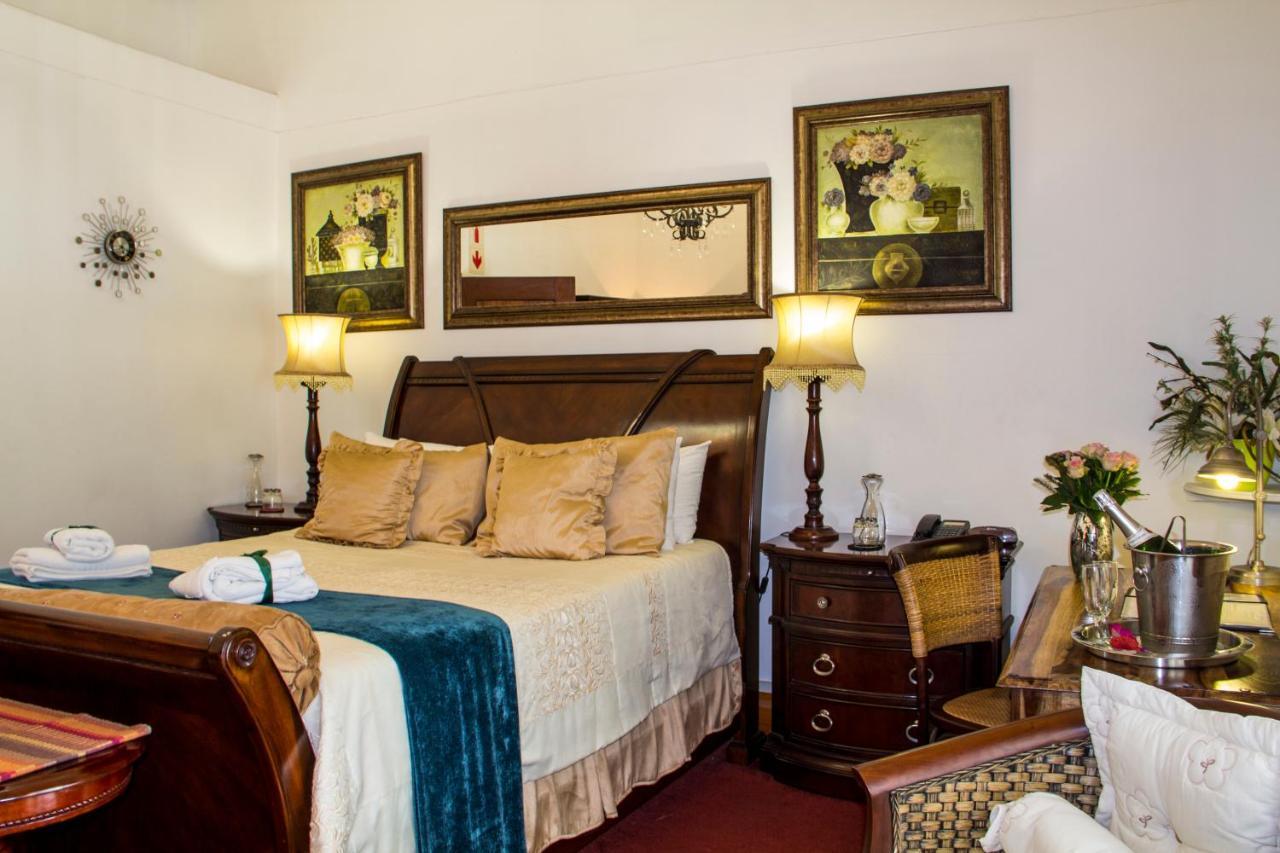 Aristo Manor Hotel Richards Bay Exterior photo