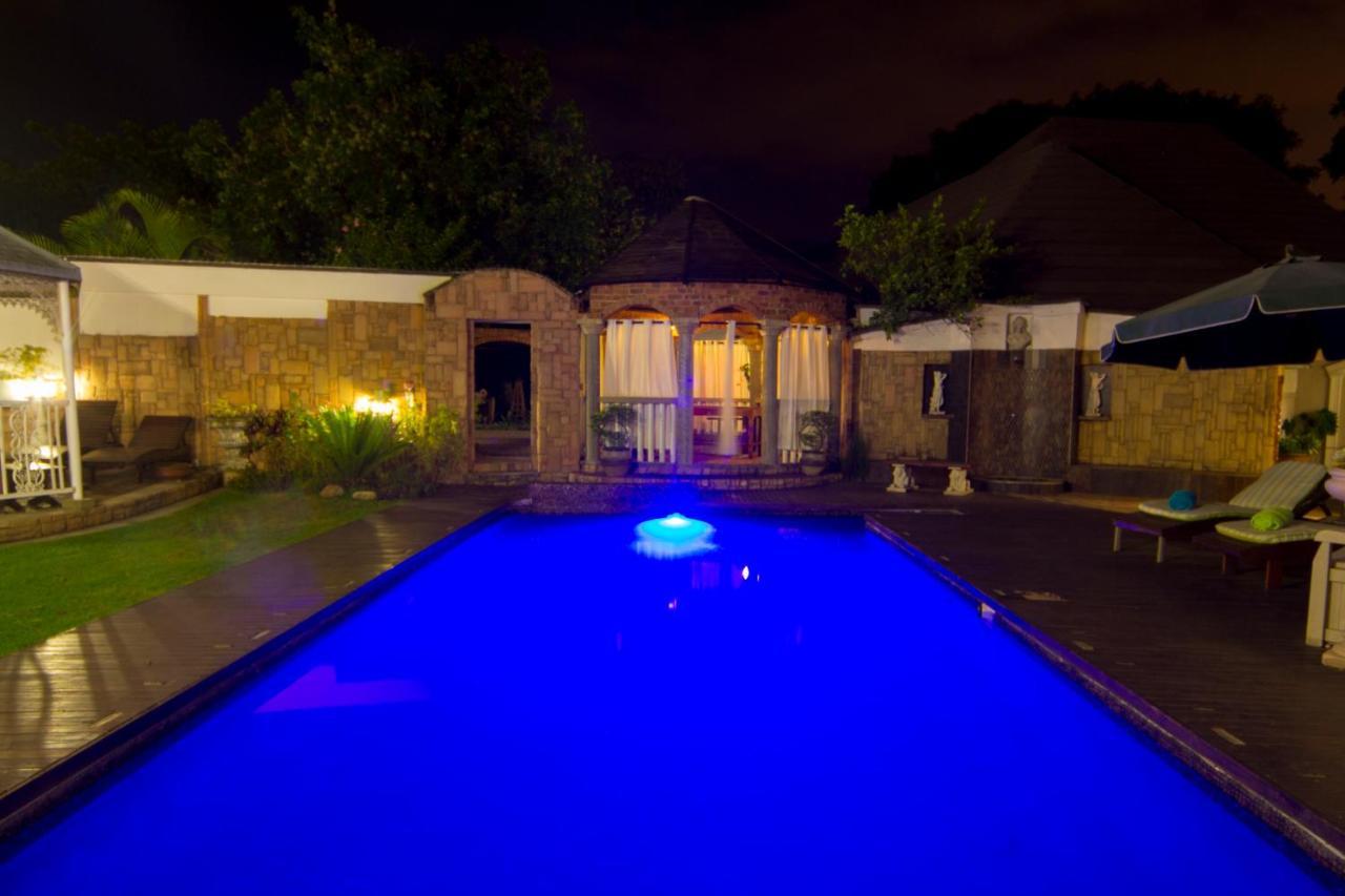 Aristo Manor Hotel Richards Bay Exterior photo